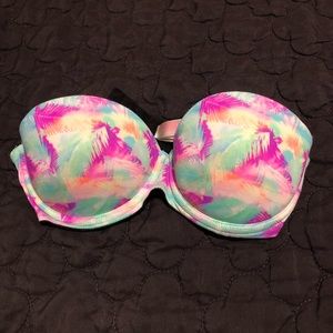 Women’s Victoria secret bikini top